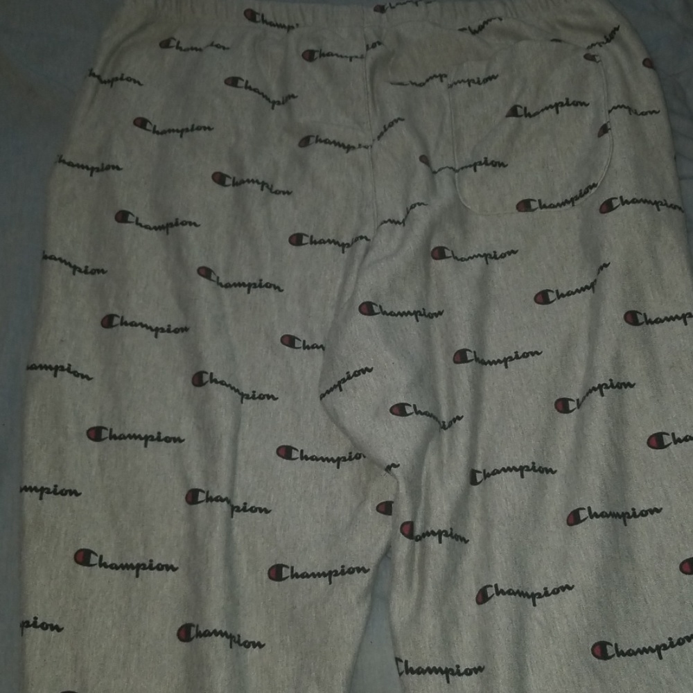 Champion sweatpants XL - Picture 4 of 5